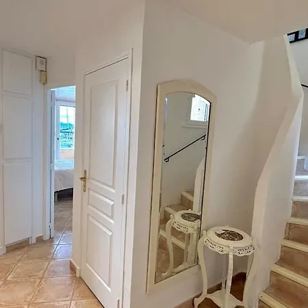 아파트 Les Tropeziennes - Chic Triplex Balcon Vue Marina *